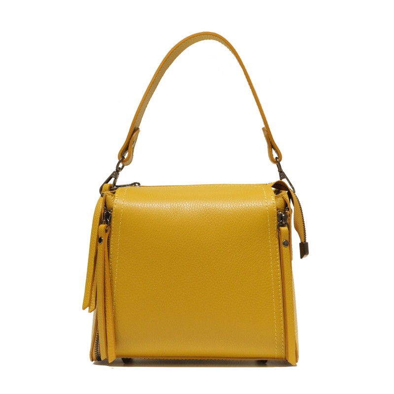 Bolso piel con cremalleras