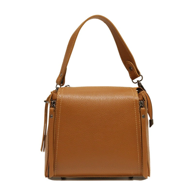 Bolso piel con cremalleras